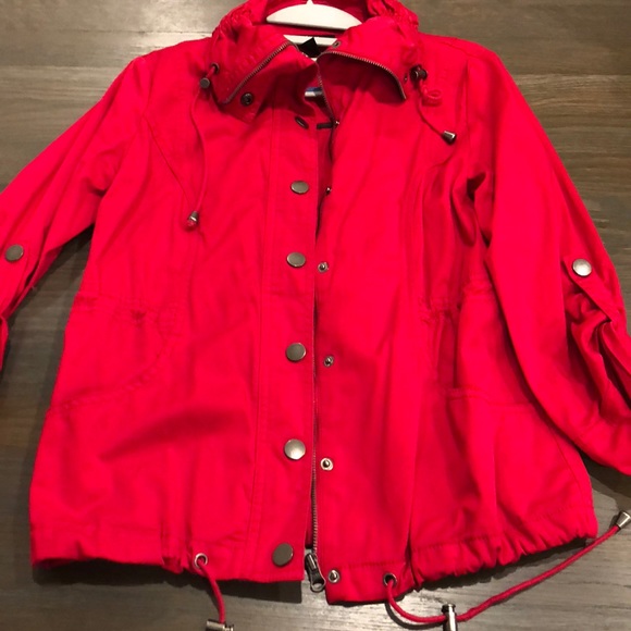 Red jacket - Picture 3 of 5
